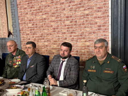 В Избербаше состоялась встреча с участниками СВО и ветеранами боевых действий