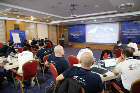 В Дагестане дан старт второму модулю обучения участников республиканской кадровой программы «Доблесть гор». На протяжении двух недель слушатели будут изучать ключевые аспекты экономики и финансов, необходимые для эффективной управленческой работы.